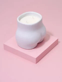 THEECL01 Maegen 16oz Curve Soy Candle - Black Coffee & Bergamot Wellbeing & Lifestyle