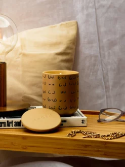 THEECL01 Maegen 8.5oz Vox Soy Candle - Bust - Deadnettle & Tobacco