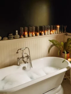 MACMIL03 Books At Home With Fragrance: Creating Modern Scents For Your Space