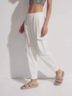 VARLEY01 Varley Savona Pant - Egret New In