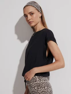 VARLEY01 Varley Ferndale Active Top - Black