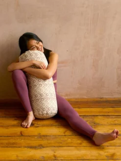 New In Yogamatters Luxury Daisy Print Restorative Yoga Kit