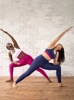 RESHOR01 Yogamatters Eco Reclaim Crop Top 28 RESHOR01 Yogamatters Eco Reclaim Crop Top