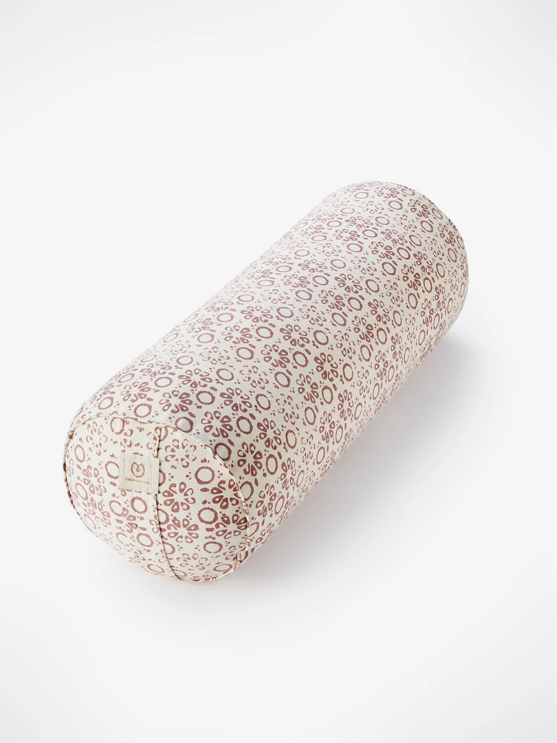 MANTAR01 Sustainable Bestsellers Yogamatters Organic Cotton Daisy Print Buckwheat Bolster 7 MANTAR01 Sustainable Bestsellers Yogamatters Organic Cotton Daisy Print Buckwheat Bolster