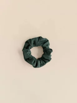 EASEDK01 Clothing Girlfriend Collective The Scrunchie - Moss