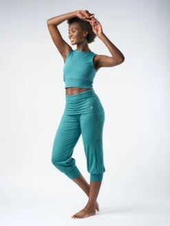 RESHOR01 Gossypium Move Cropped Yoga Top