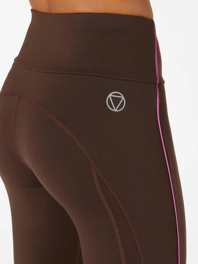 FROSTL01 Clothing Frost Body Lilabelle Capri Leggings - Dark Chocolate 5 FROSTL01 Clothing Frost Body Lilabelle Capri Leggings - Dark Chocolate