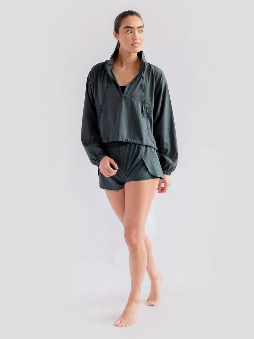 EASEDK01 Girlfriend Collective Hummingbird Half Zip Windbreaker - Moss Clothing 5 EASEDK01 Girlfriend Collective Hummingbird Half Zip Windbreaker - Moss Clothing