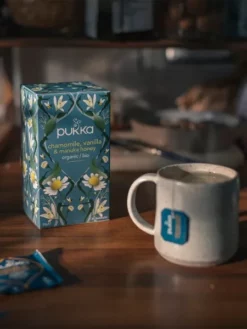 PUKKAH01 Wellbeing & Lifestyle Pukka Chamomile Vanilla & Manuka Honey Organic Tea