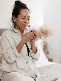 JOINBR01 Beauty & Home Gifts Yogamatters Goddess Pulse Roller - Rose Geranium, Neroli + Bay 8 JOINBR01 Beauty & Home Gifts Yogamatters Goddess Pulse Roller - Rose Geranium, Neroli + Bay