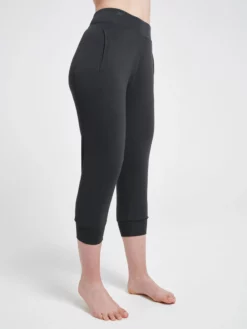 ASQUIT01 Clothing Asquith Crop Pants