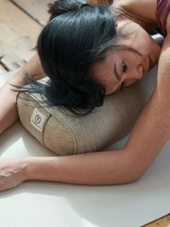 LOYALE01 Yogamatters Hemp Small Rectangular Buckwheat Bolster - Natural 16 LOYALE01 Yogamatters Hemp Small Rectangular Buckwheat Bolster - Natural