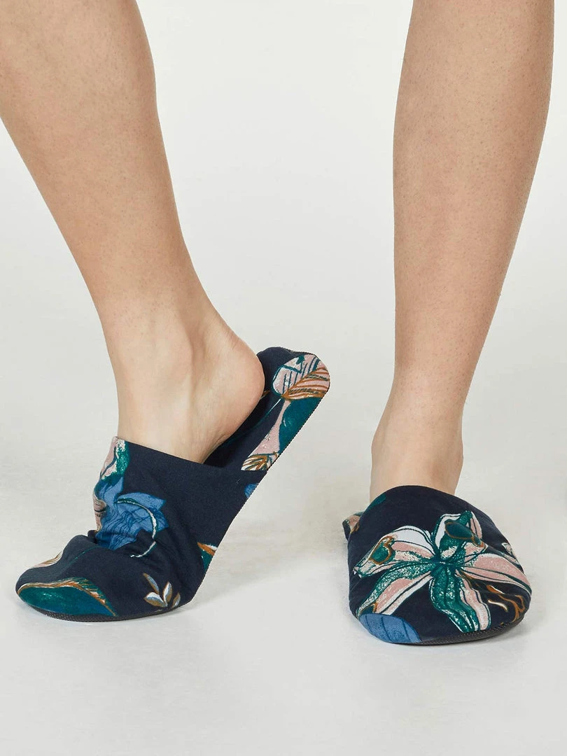 BRAINT01 Thought Tabbie Printed Slippers - Navy With Love... 6 BRAINT01 Thought Tabbie Printed Slippers - Navy With Love...
