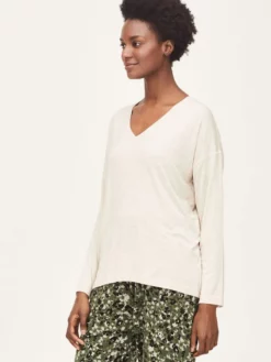 BRAINT01 Thought Naturally Soft Long Sleeve SeaCell Top - Vanilla Cream Clothing
