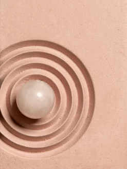 WORLDL01 Worldly Aromas Ishq Incense Holder - Rose