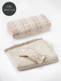 Yogamatters Daisy Print Mini Meditation Kit New In 20 Yogamatters Daisy Print Mini Meditation Kit New In