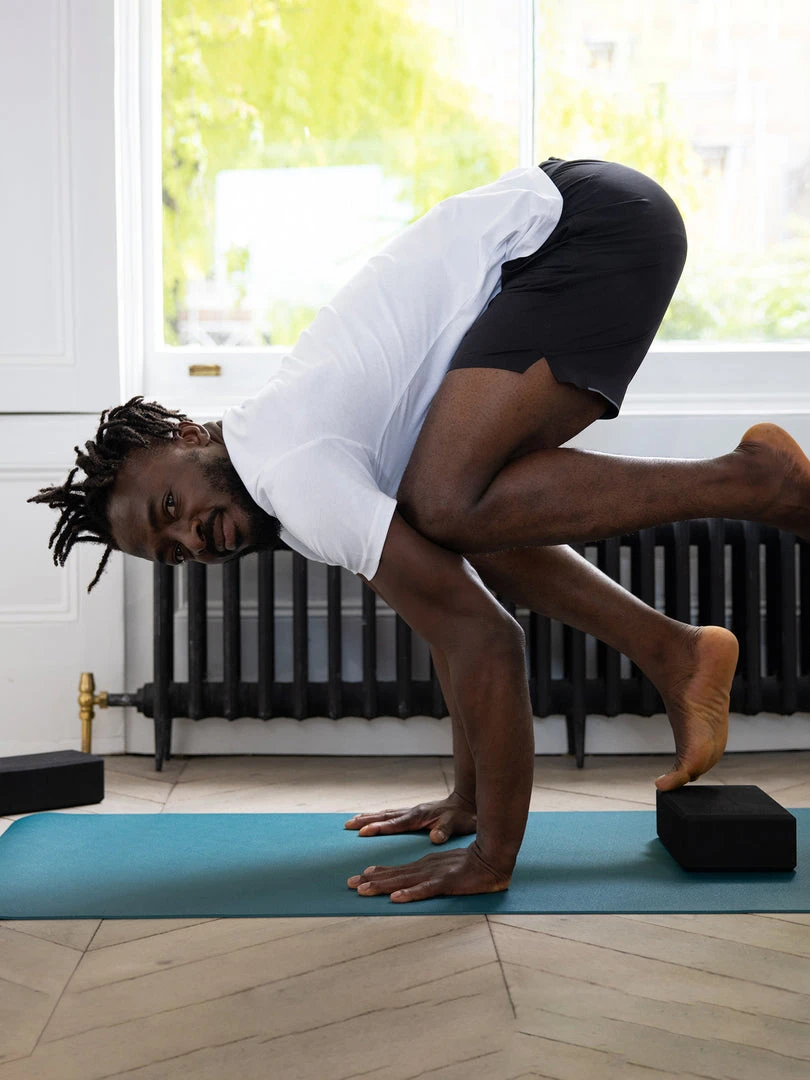 CAUCHO01 Equipment & Accessories Yogamatters Large Reclaim Eco Yoga Brick - Black 7 CAUCHO01 Equipment & Accessories Yogamatters Large Reclaim Eco Yoga Brick - Black