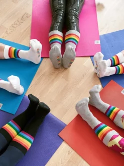 KOMOD01 With Love... Yogamatters Organic Cotton Men's Pride Socks - White