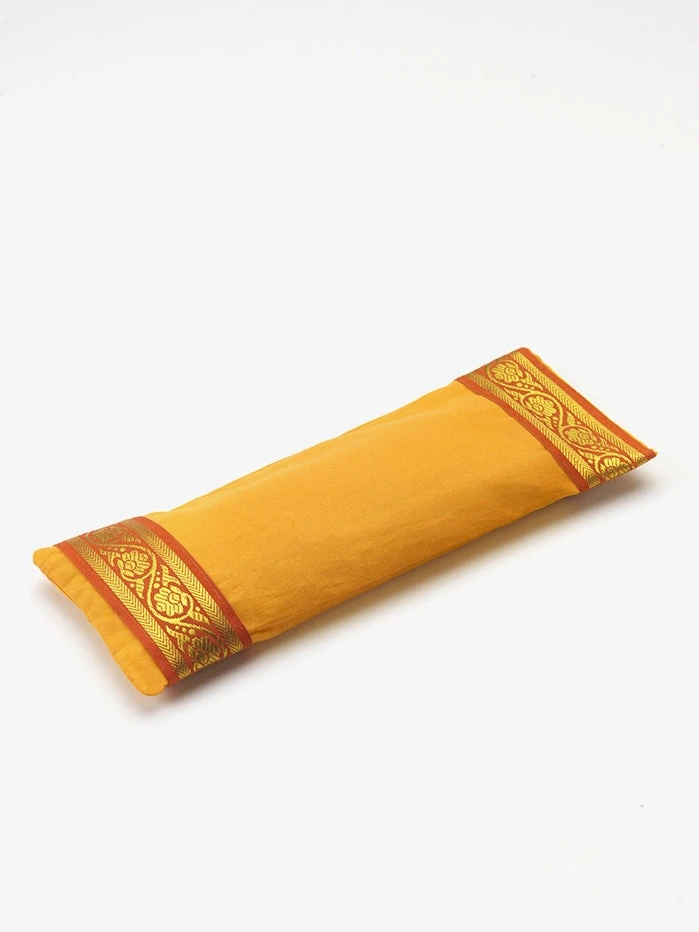 YOGAUN01 Equipment & Accessories Yoga United Yogamalai Eye Pillow With Lavender 18 YOGAUN01 Equipment & Accessories Yoga United Yogamalai Eye Pillow With Lavender