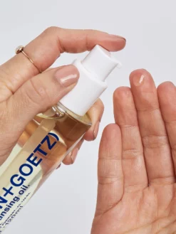 MALING01 Malin+Goetz Facial Cleansing Oil Wellbeing & Lifestyle