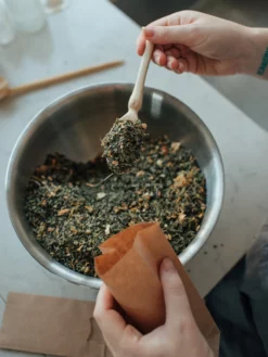 FORAGE01 Wellbeing & Lifestyle Forage Botanicals Soothe + Comfort Tea