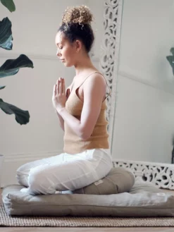 LOYALE01 Yogamatters Hemp Zabuton - Natural Yoga & Meditation GIfts