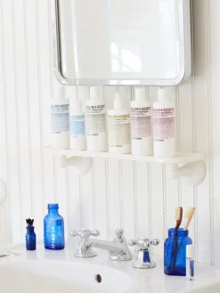 MALING01 Wellbeing & Lifestyle Malin+Goetz Grapefruit Face Cleanser