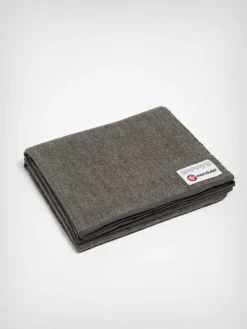 MANDUK01 Equipment & Accessories Manduka Recycled Wool Blanket