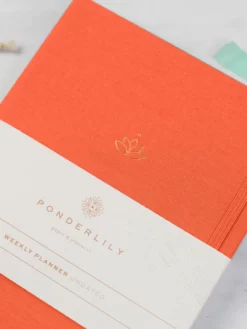 PONDER01 Ponderlily Weekly Planner - Cayenne