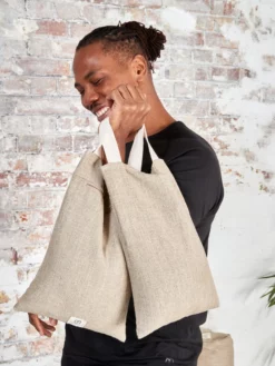 LOYALE01 Yogamatters Hemp Sandbag - Filled 11 LOYALE01 Yogamatters Hemp Sandbag - Filled