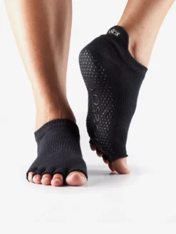 YOGAMA02 ToeSox Half Toe Low Rise - Black Clothing
