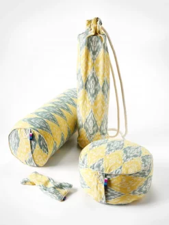 LOYALE01 Equipment & Accessories Yogamatters Spring Ikat Buckwheat Meditation Cushion 11 LOYALE01 Equipment & Accessories Yogamatters Spring Ikat Buckwheat Meditation Cushion