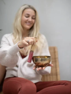 LOYALE01 Yogamatters Singing Bowl - Medium