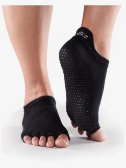YOGAMA02 ToeSox Half Toe Low Rise - Black Clothing