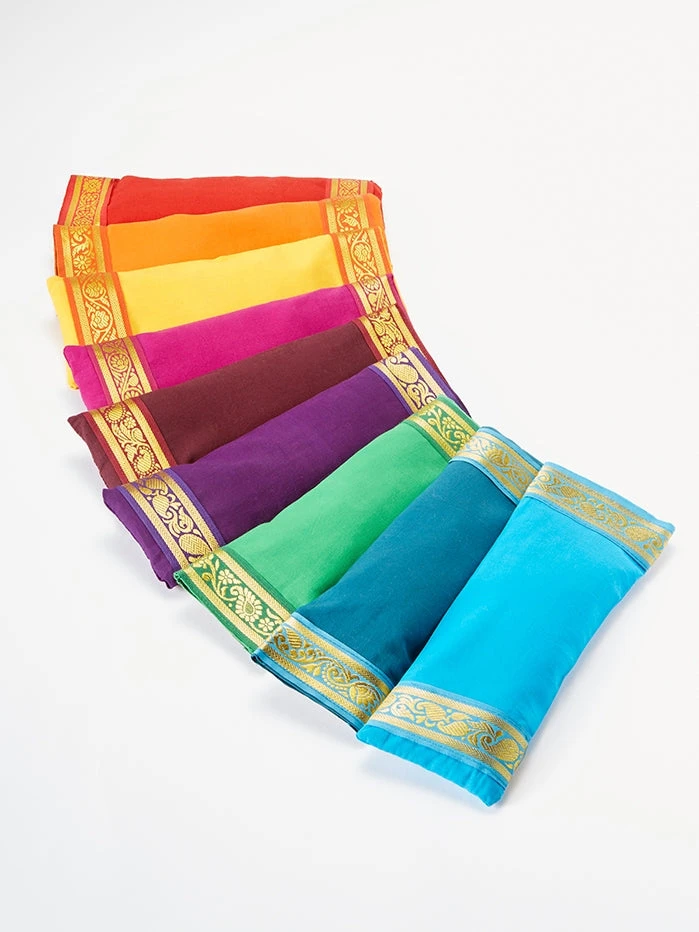 YOGAUN01 Equipment & Accessories Yoga United Yogamalai Eye Pillow With Lavender 3 YOGAUN01 Equipment & Accessories Yoga United Yogamalai Eye Pillow With Lavender