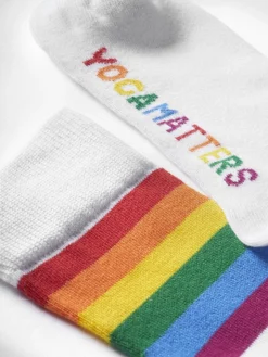 KOMOD01 With Love... Yogamatters Organic Cotton Men's Pride Socks - White
